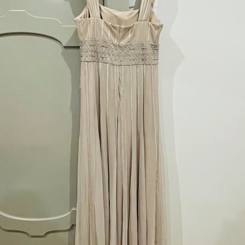 Gorgeous Elegant Formal Maxi Evening Gown